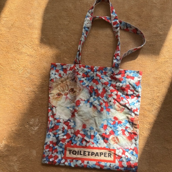 Toiletpaper Magazine Cat in Pills Tote - Picture 1 of 3